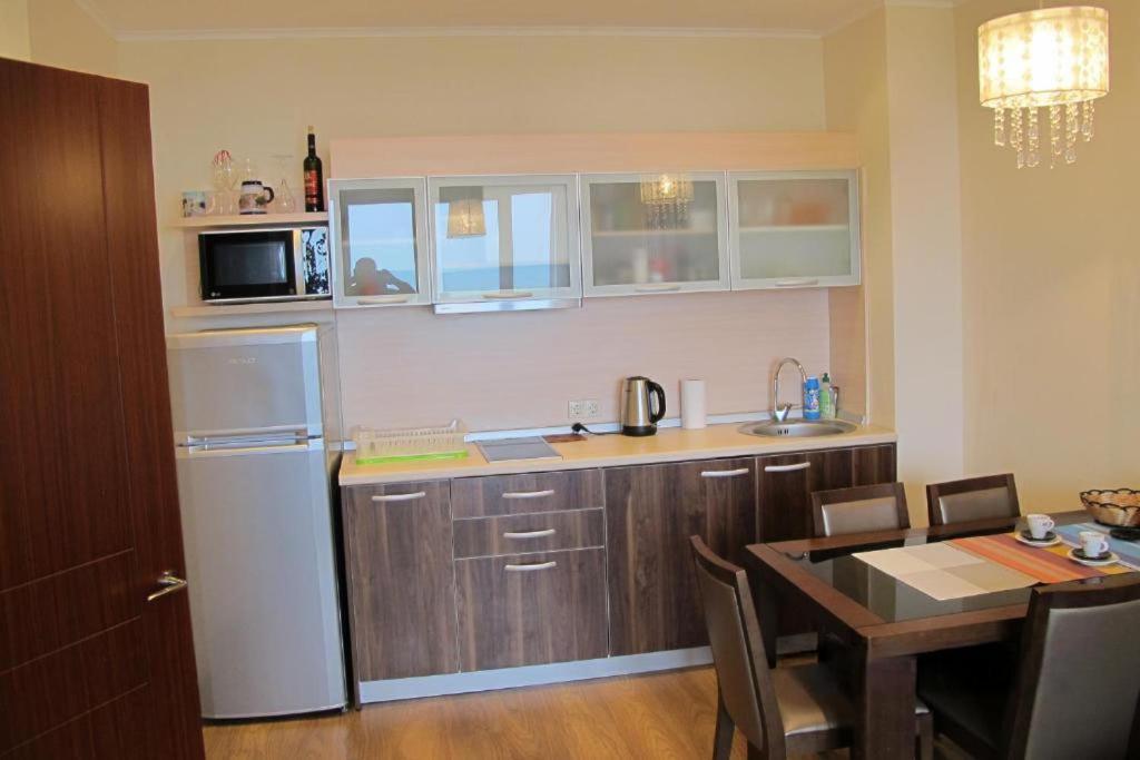 Golden Sands Rentals Apartments Exterior foto